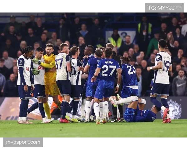 英超官方公布第30轮裁判安排，焦点战利物浦vs切尔西将由迈克尔·奥利弗执法